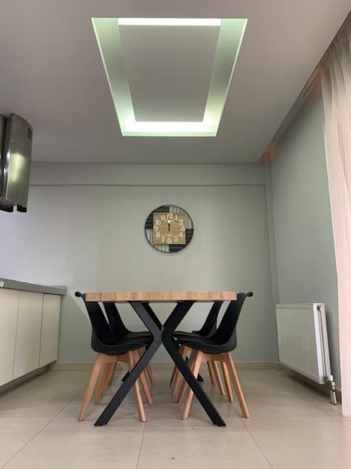 Varkiza Lux Apartment Buitenkant foto